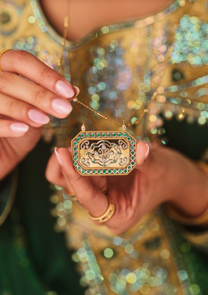 Adorned Emerald Tabla