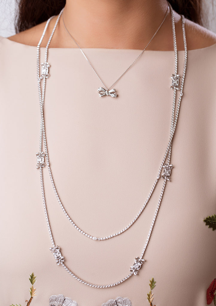 Graceful Long Diamond Necklace